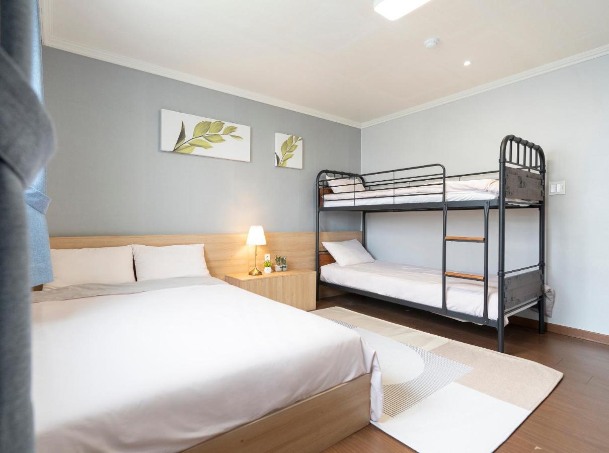 Ellui Hotel Чеджудо Экстерьер фото