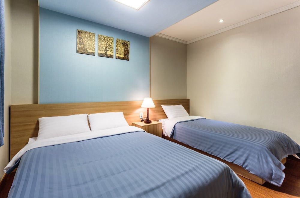 Ellui Hotel Чеджудо Экстерьер фото